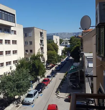 Lelli Apartman *