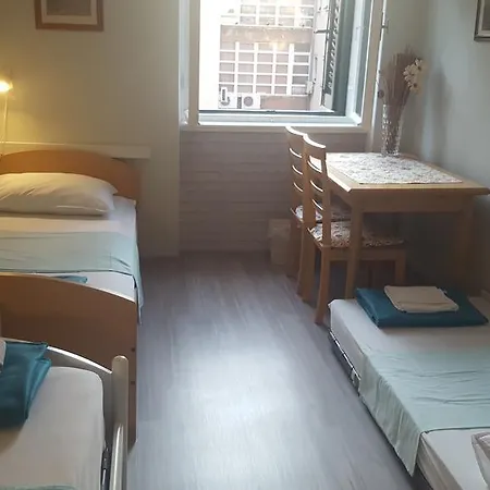 Apartment Lelli *